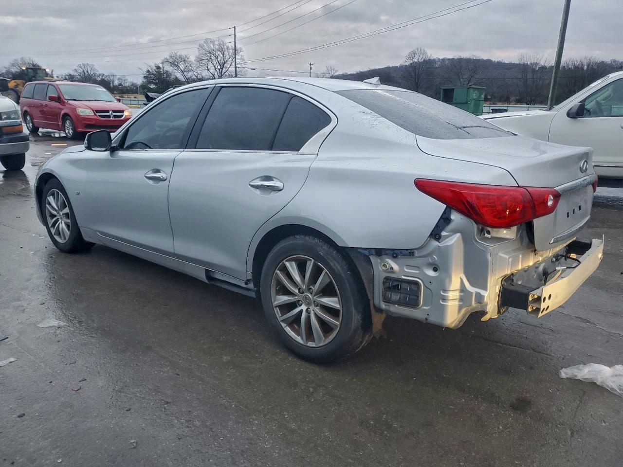 2015 INFINITI Q50 BASE photo 2
