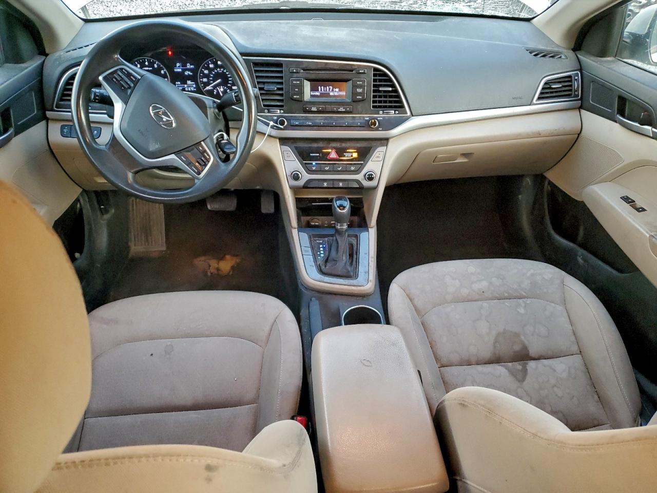 2017 HYUNDAI ELANTRA SE photo 8