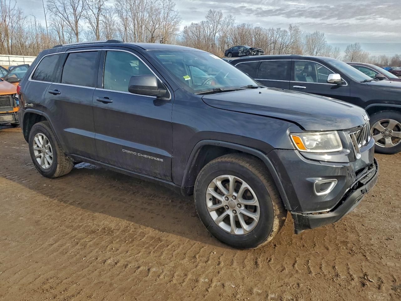 2014 JEEP GRAND CHEROKEE LAREDO photo 4