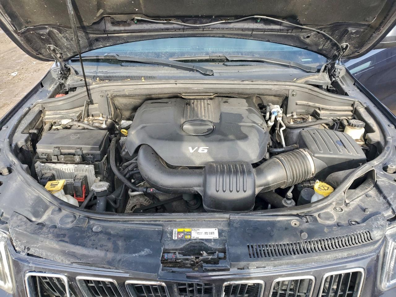 2014 JEEP GRAND CHEROKEE LAREDO photo 12