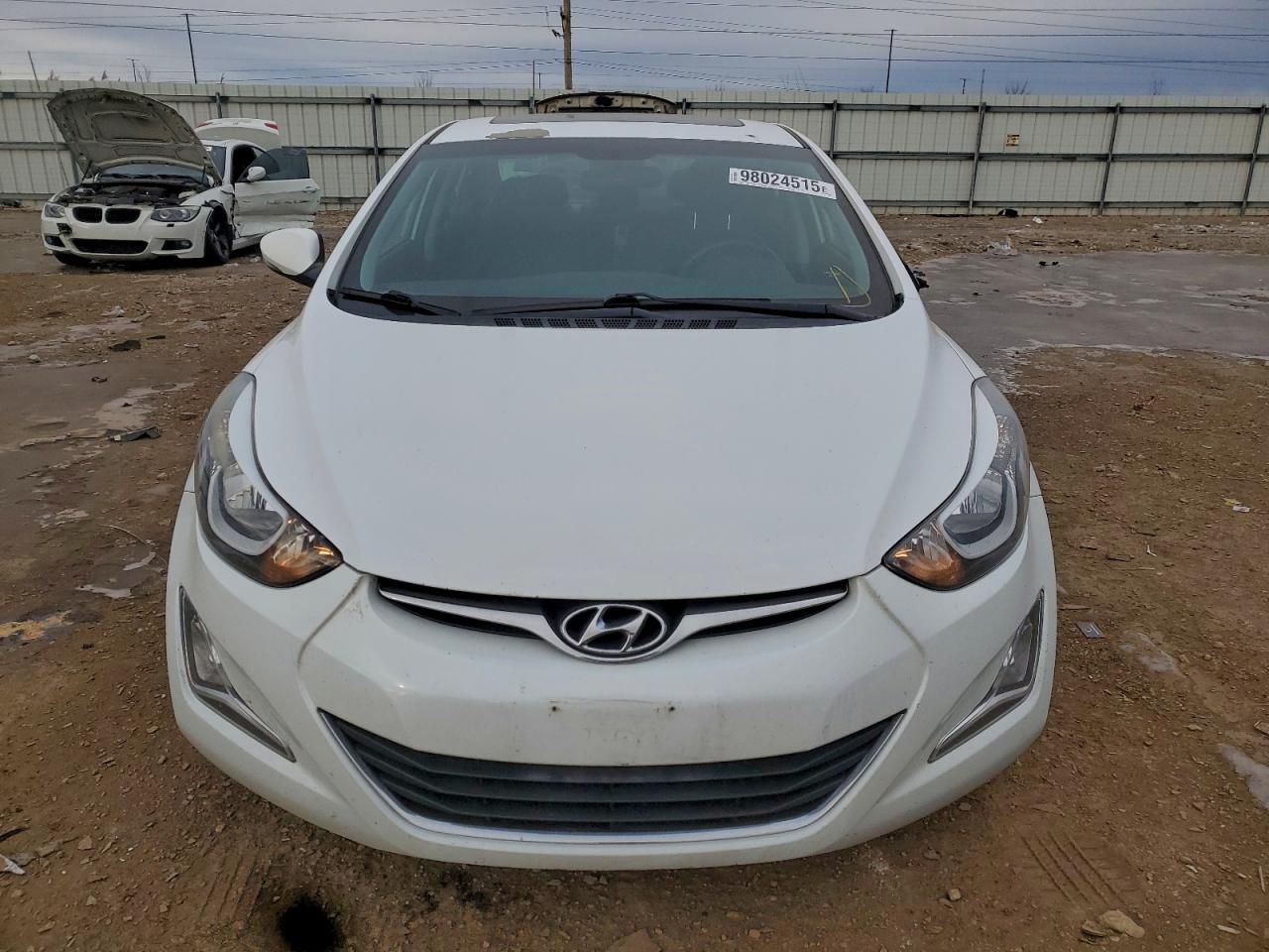 2016 HYUNDAI ELANTRA SE photo 5