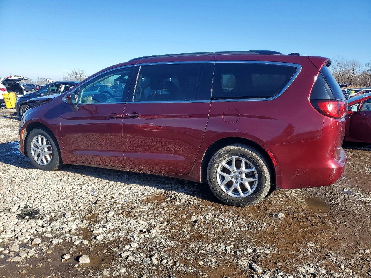 2021 CHRYSLER VOYAGER LXI photo 4