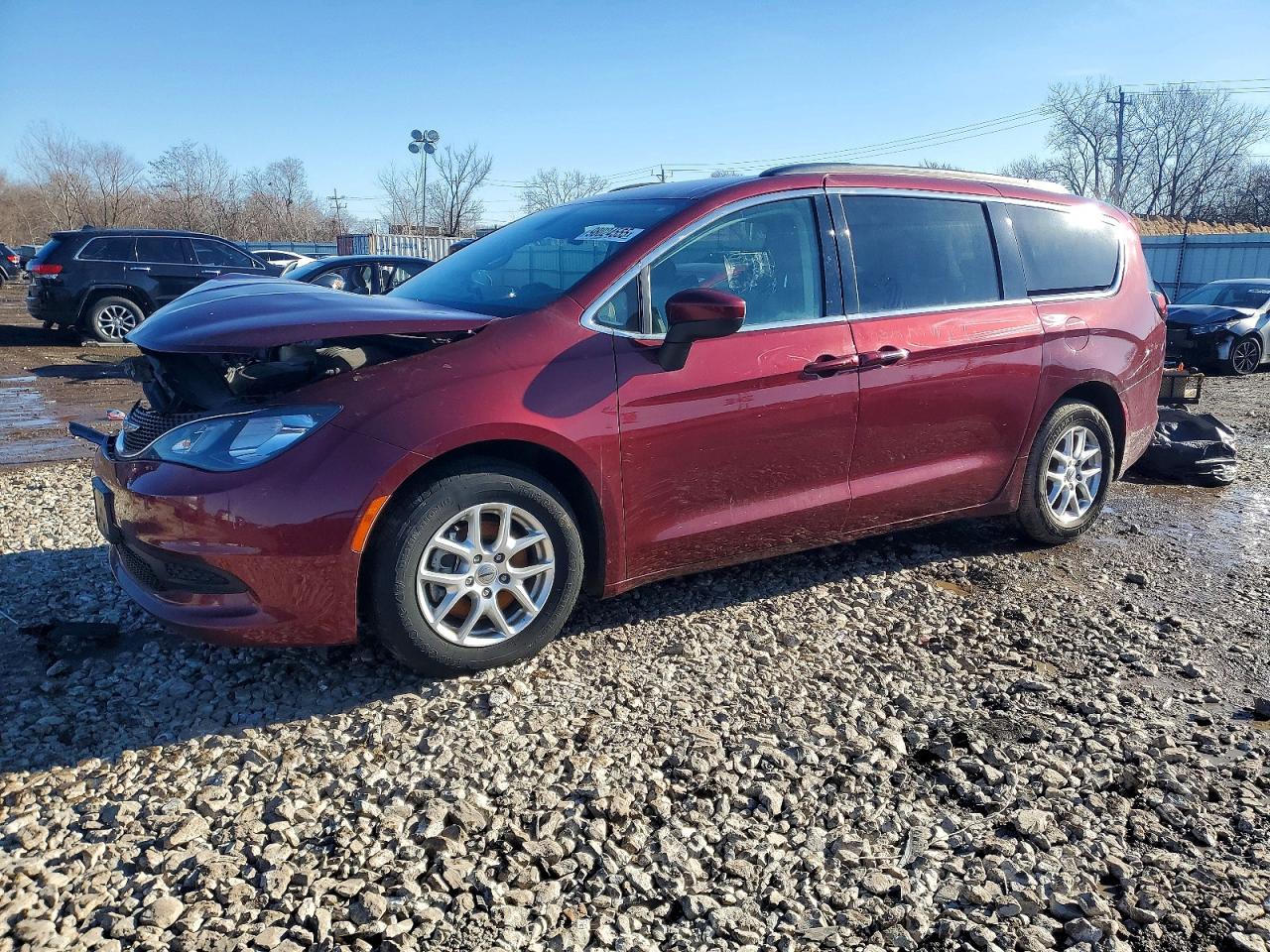 2021 CHRYSLER VOYAGER