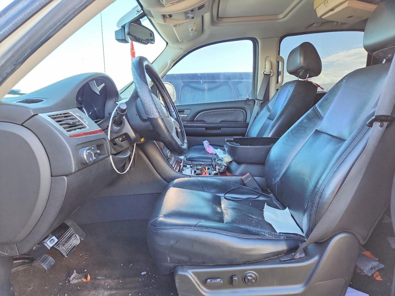 2007 CADILLAC ESCALADE EXT photo 7