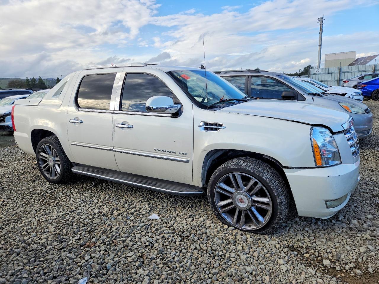 2007 CADILLAC ESCALADE EXT photo 4