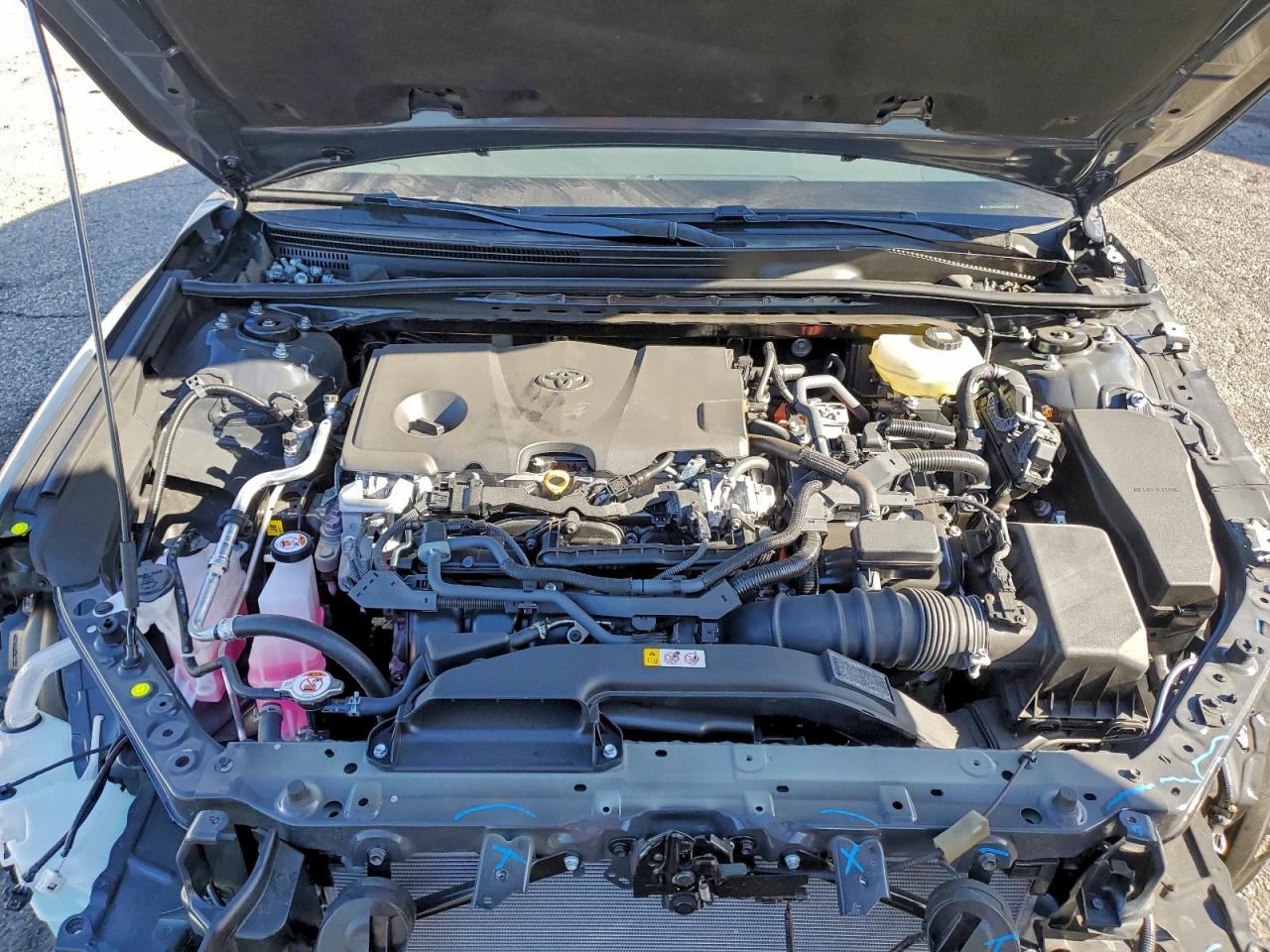 2025 TOYOTA CAMRY XSE photo 21