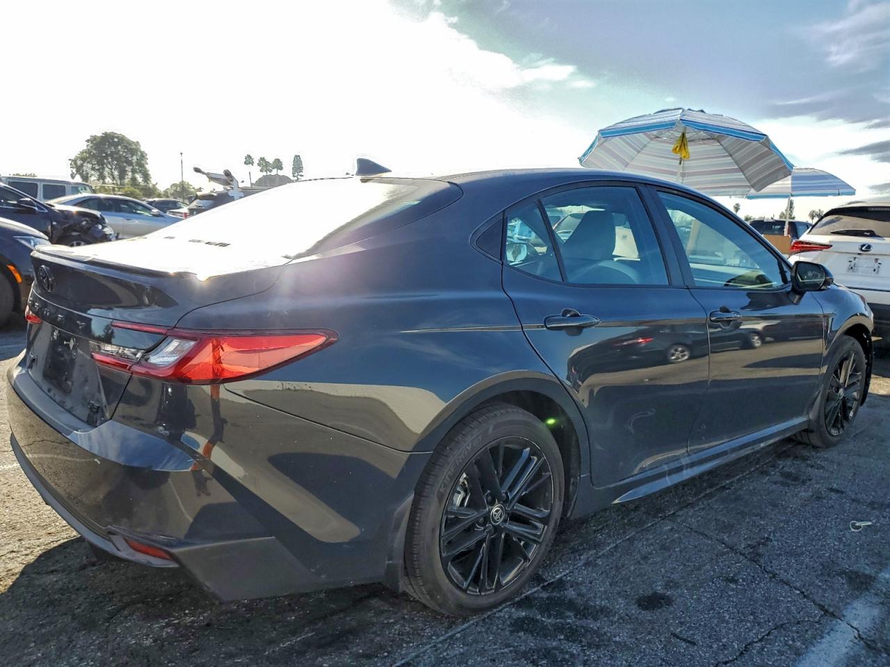 2025 TOYOTA CAMRY XSE photo 5