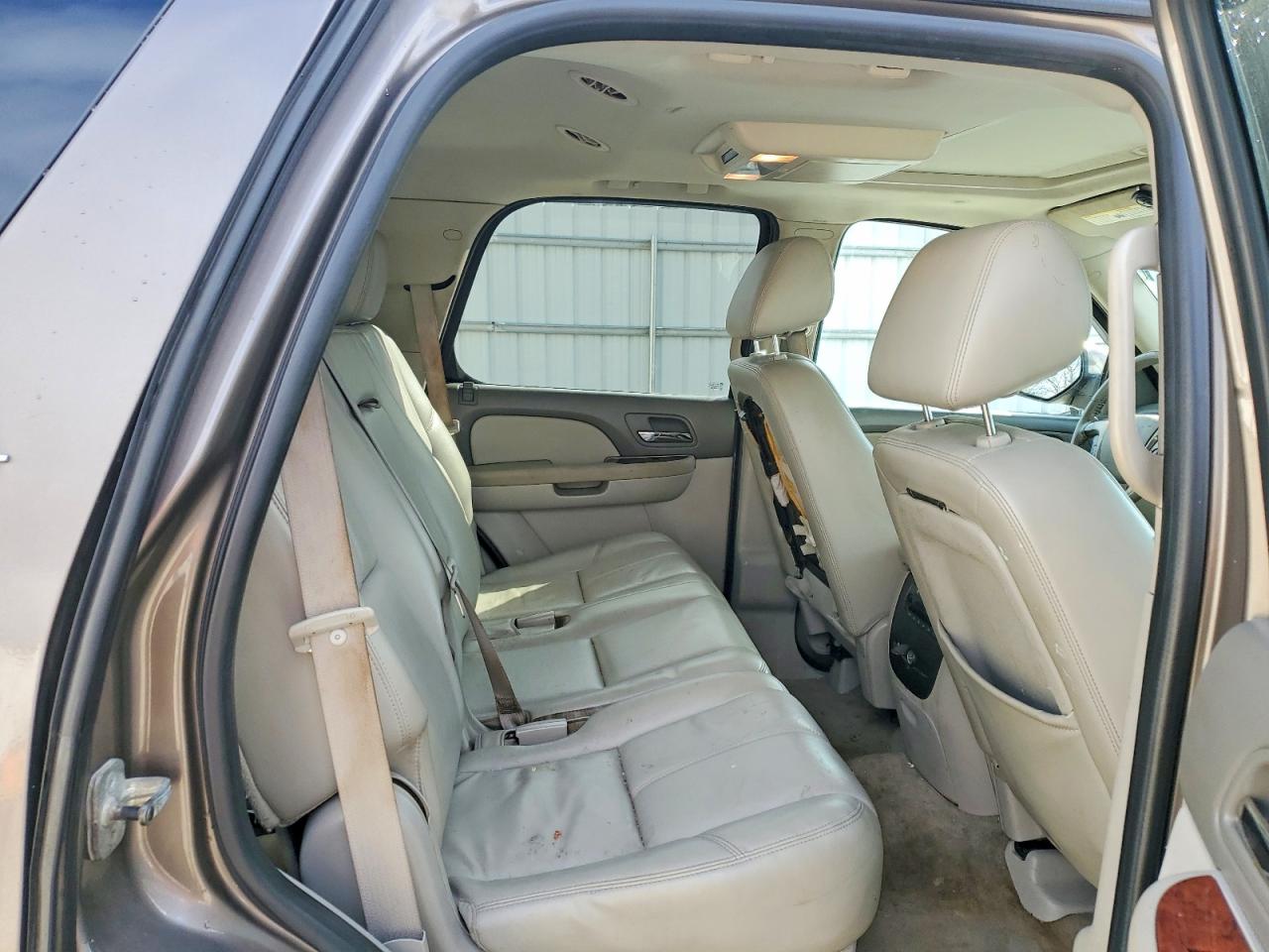 2011 CHEVROLET TAHOE K1500 LT photo 11