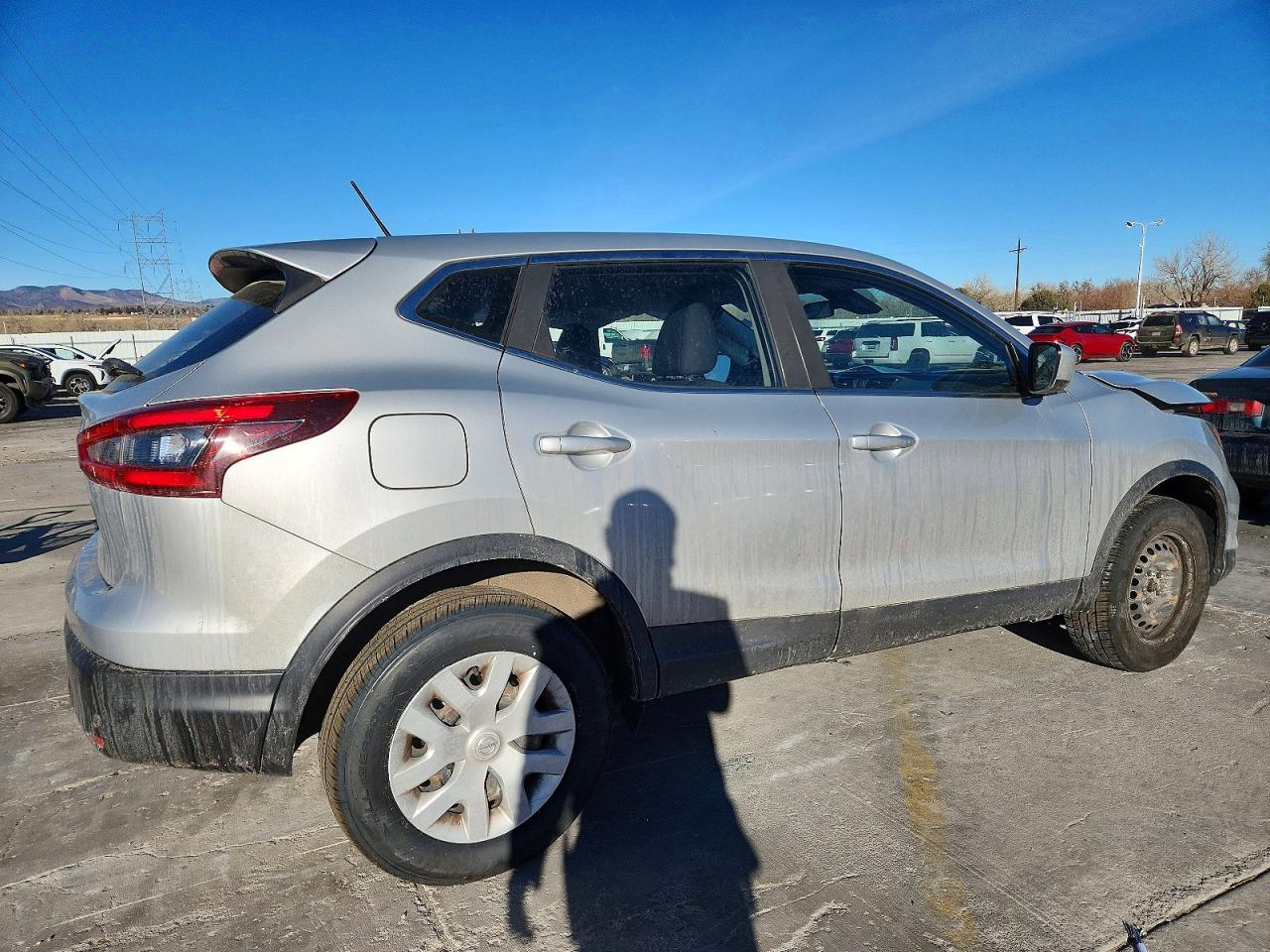 2020 NISSAN ROGUE SPORT S photo 3