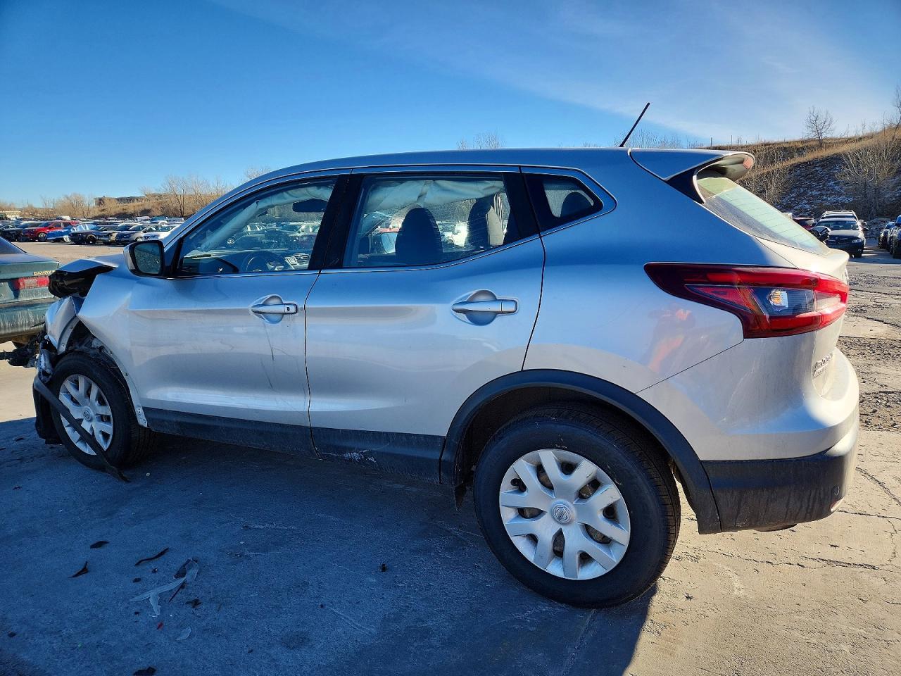 2020 NISSAN ROGUE SPORT S photo 2