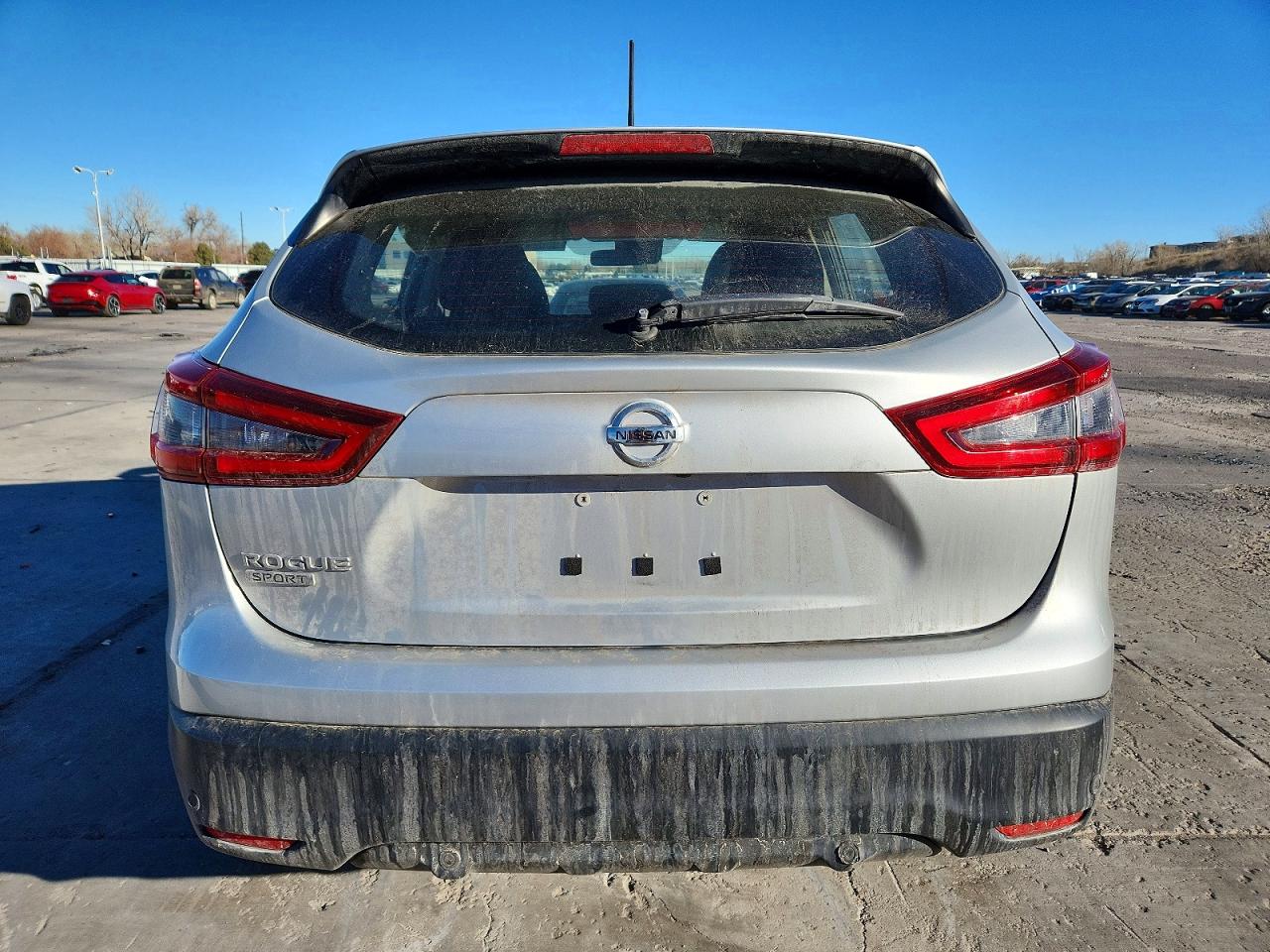 2020 NISSAN ROGUE SPORT S photo 6