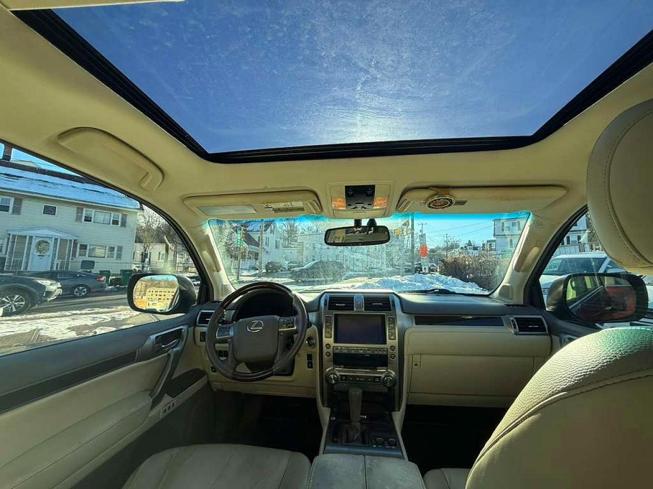 2015 LEXUS GX 460 photo 9