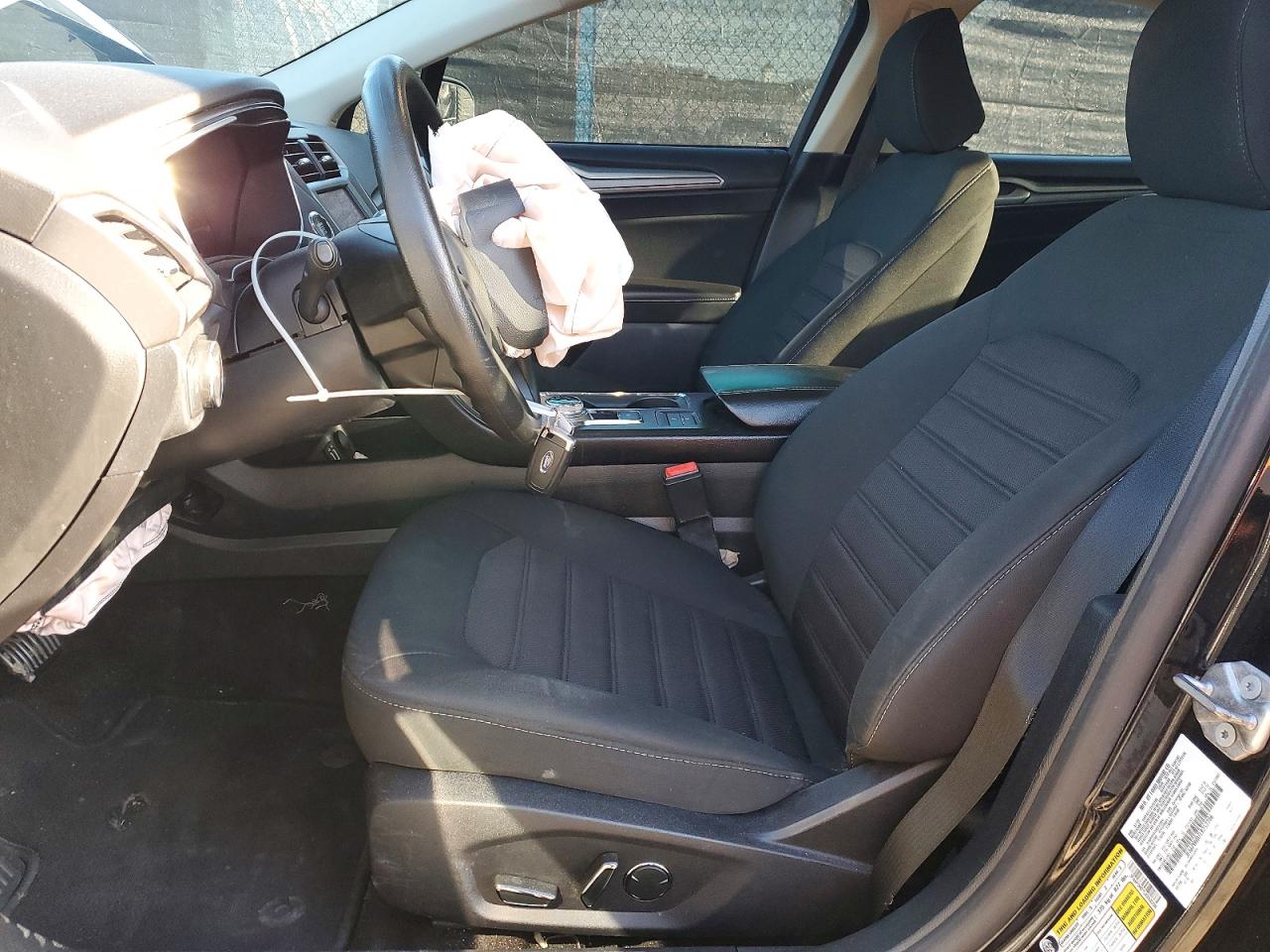 2020 FORD FUSION SE photo 7