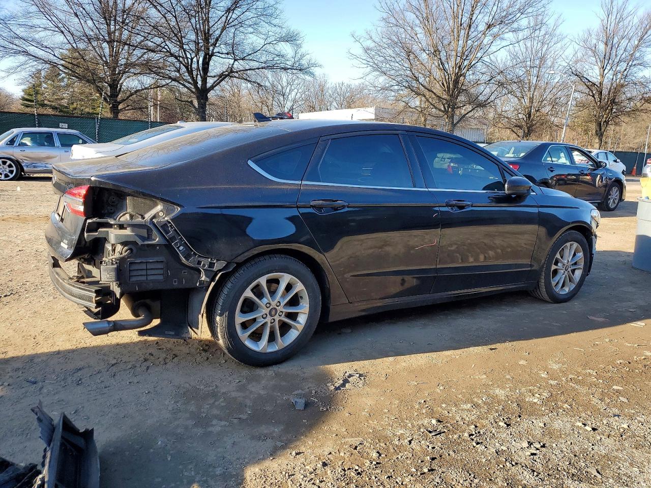 2020 FORD FUSION SE photo 3