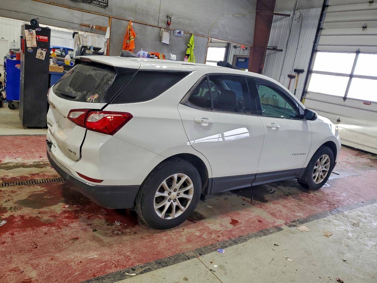 2019 CHEVROLET EQUINOX LT photo 3