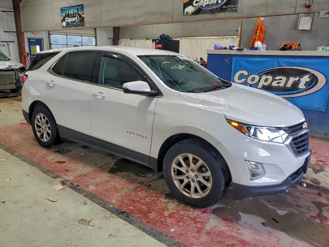 2019 CHEVROLET EQUINOX LT photo 4