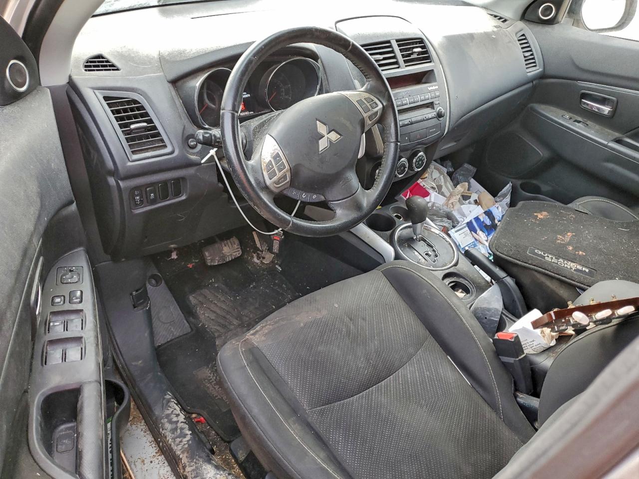 2013 MITSUBISHI OUTLANDER SPORT SE photo 8