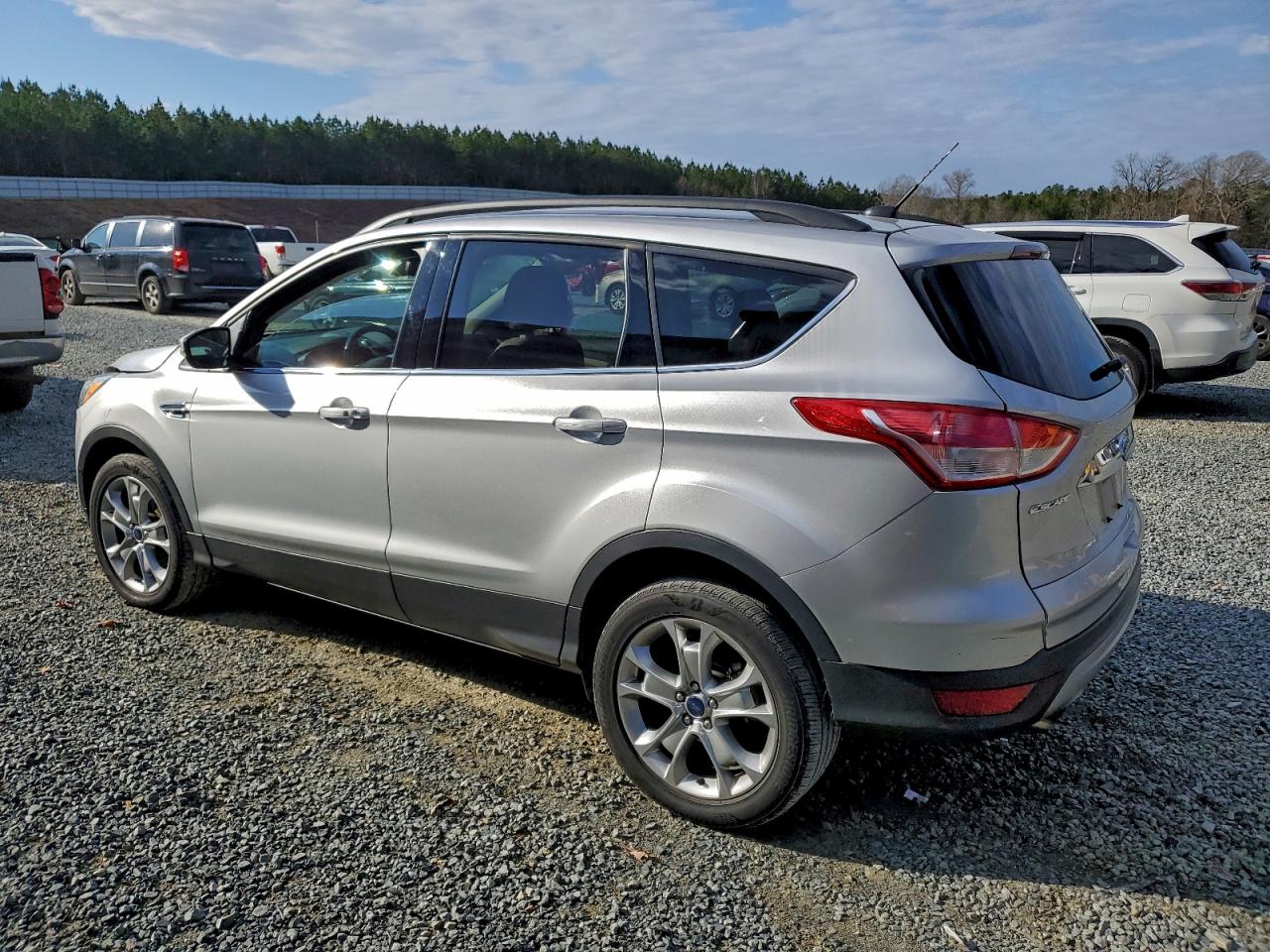 2013 FORD ESCAPE SEL photo 2