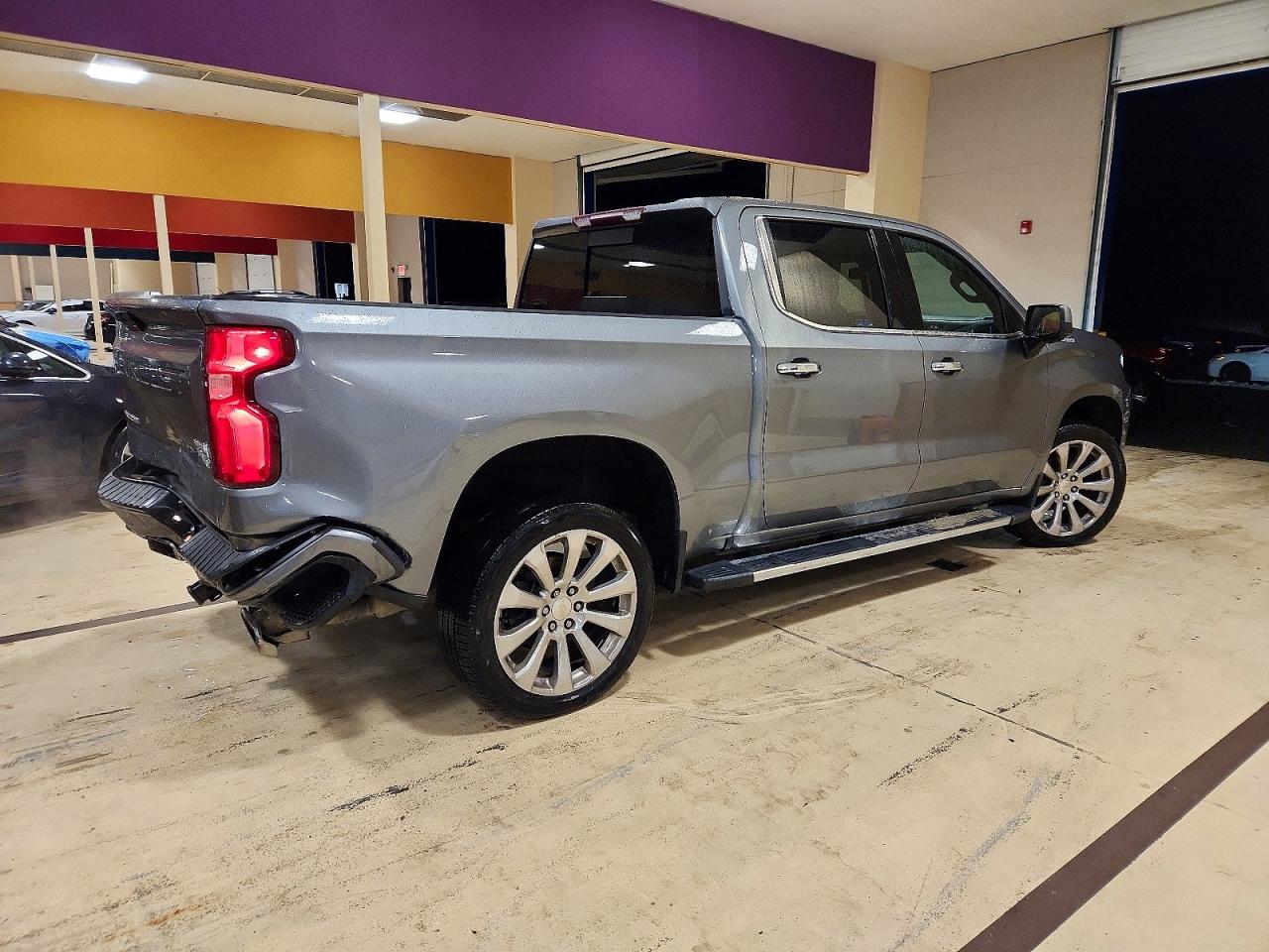 2020 CHEVROLET SILVERADO K1500 HIGH COUNTRY photo 3