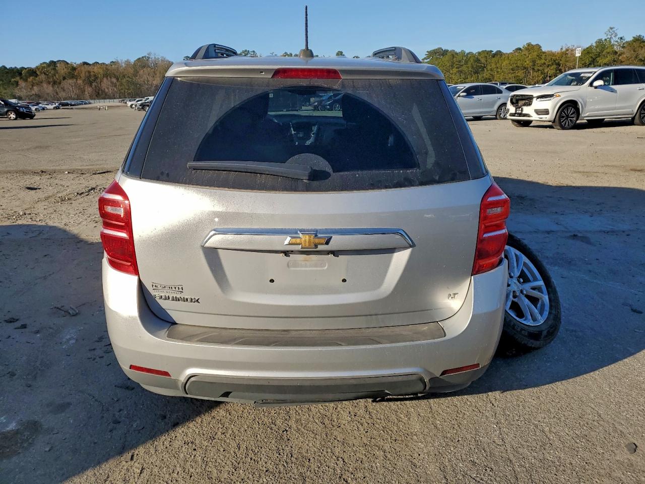 2017 CHEVROLET EQUINOX LT photo 6