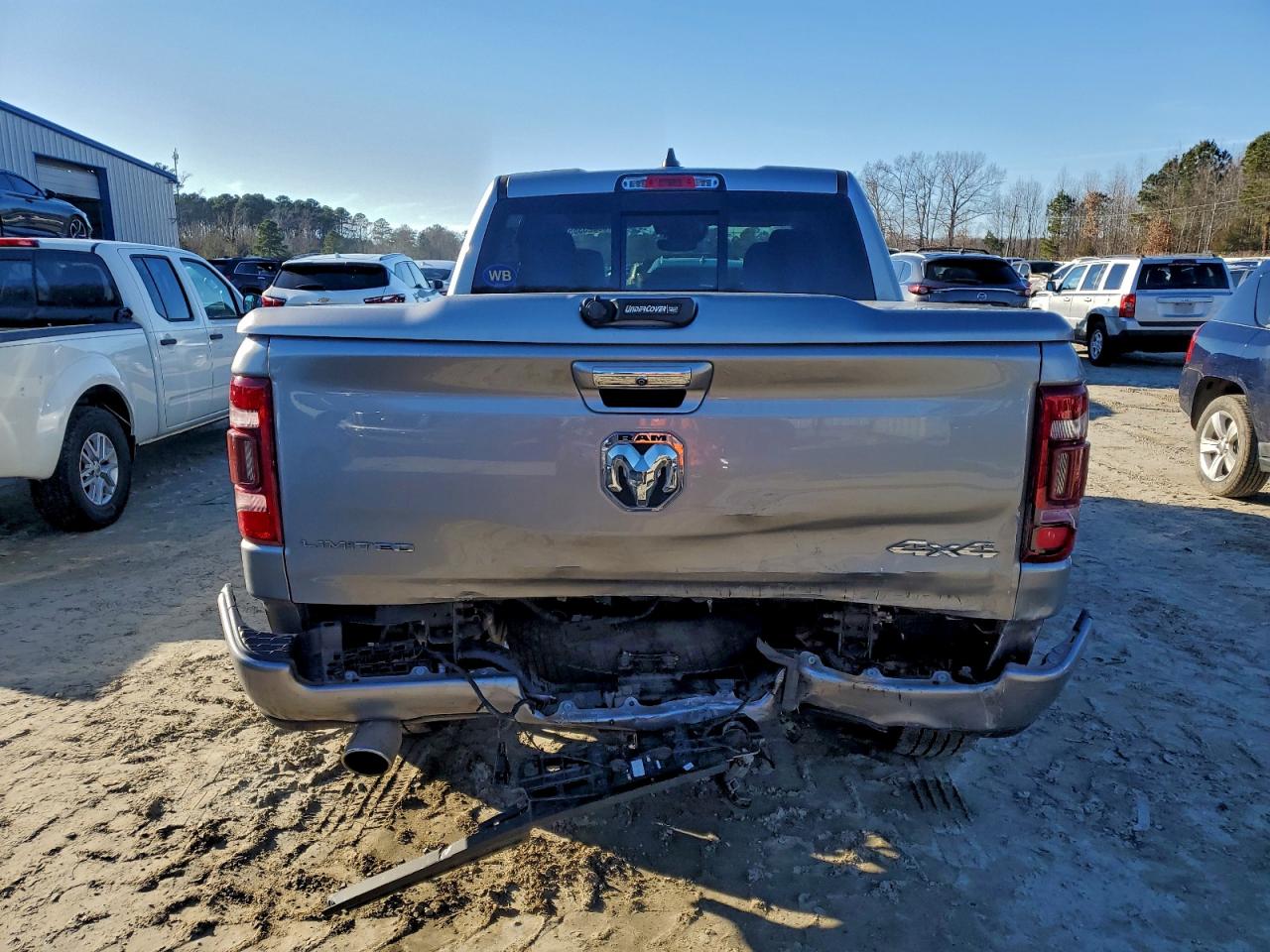 2019 RAM 1500 LIMITED photo 6