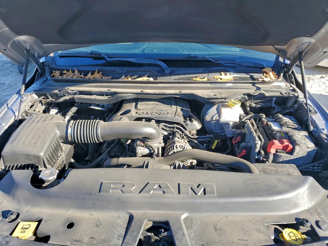 2019 RAM 1500 LIMITED photo 11