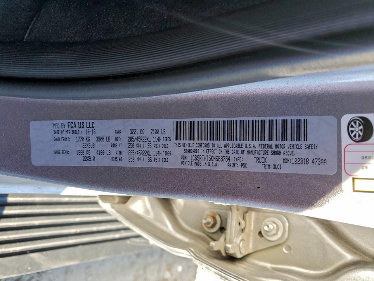 2019 RAM 1500 LIMITED photo 12