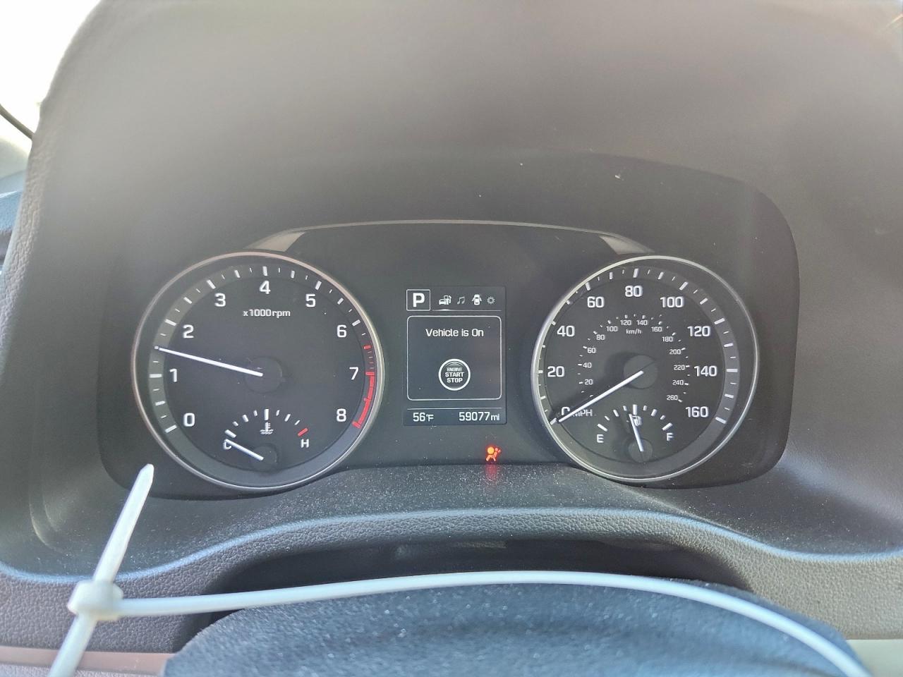 2017 HYUNDAI ELANTRA SE photo 9