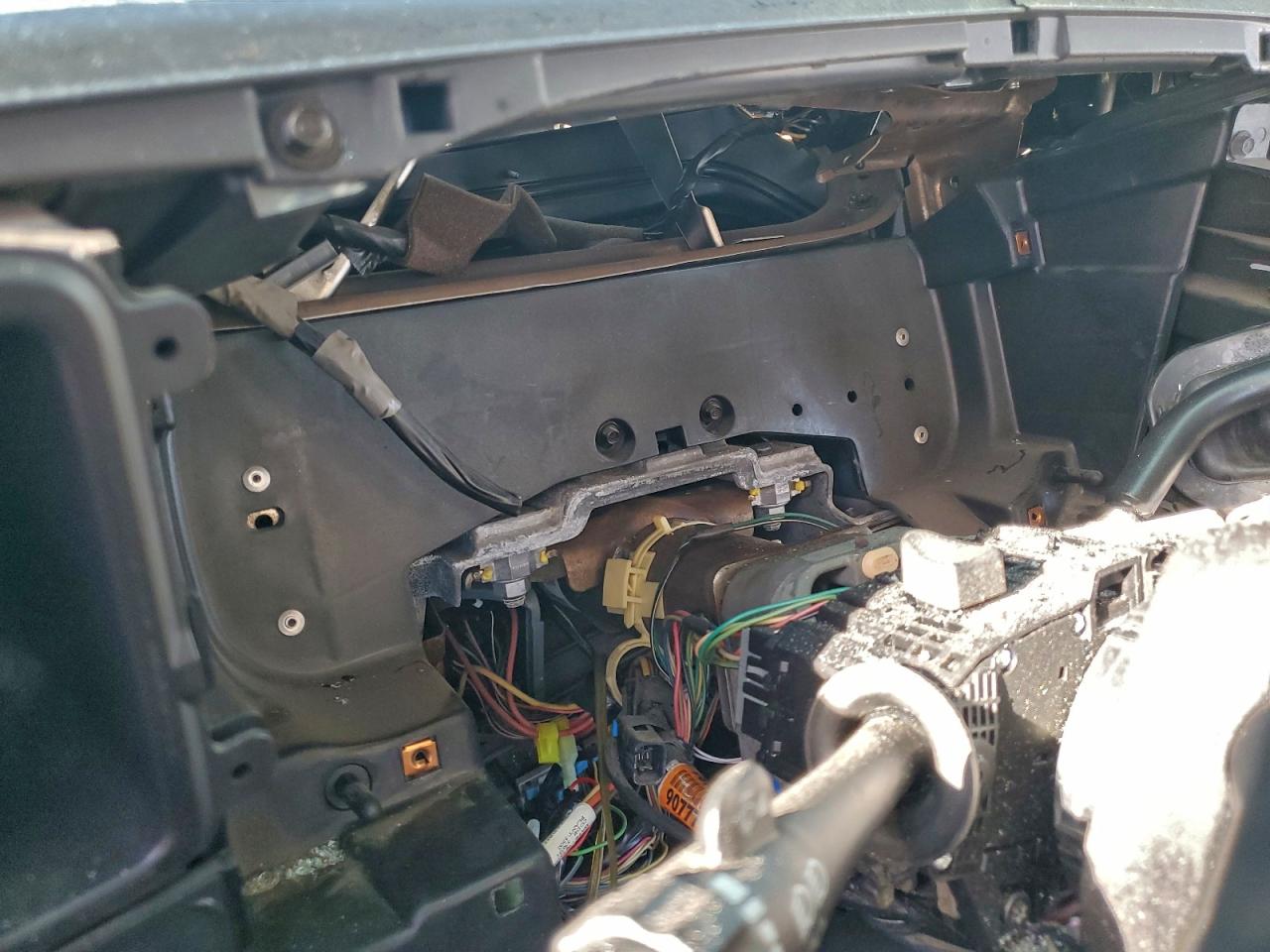 2004 CHEVROLET SILVERADO C1500 photo 9