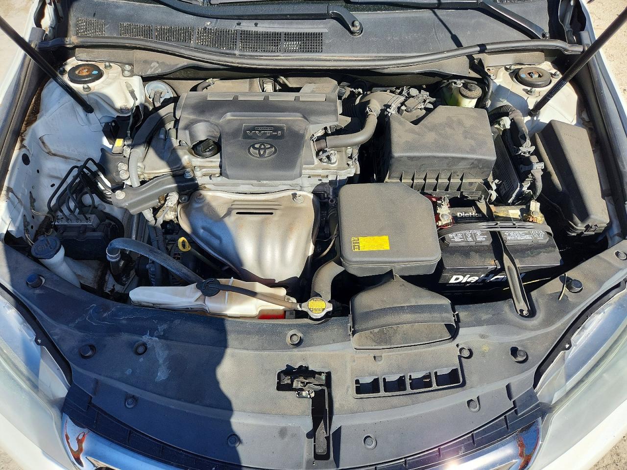 2015 TOYOTA CAMRY LE photo 21