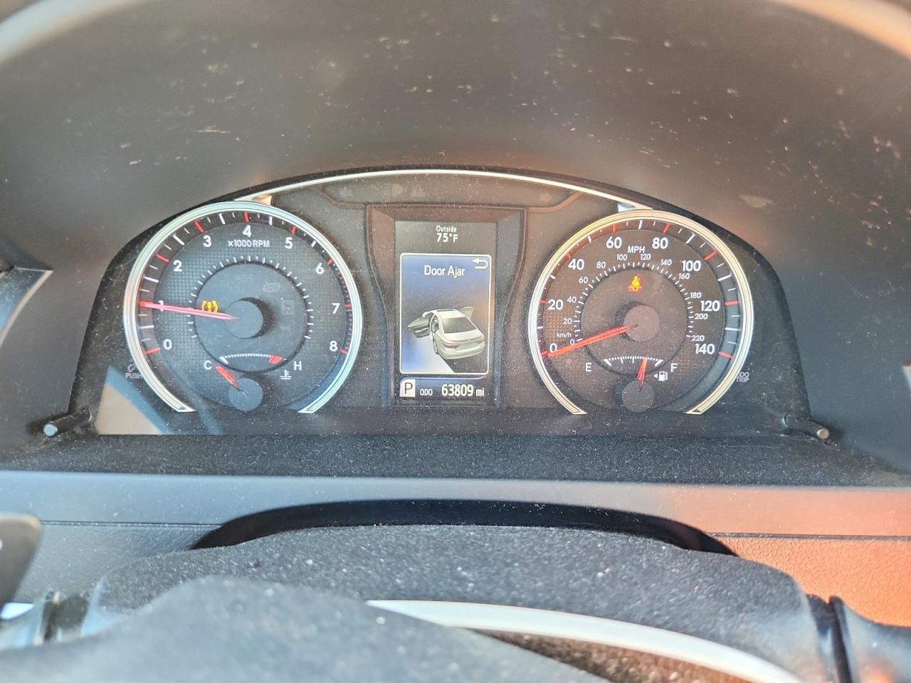 2015 TOYOTA CAMRY LE photo 17