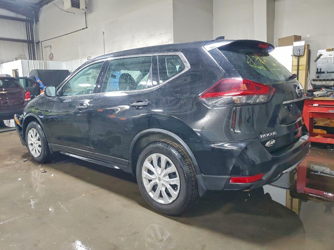 2018 NISSAN ROGUE S photo 4