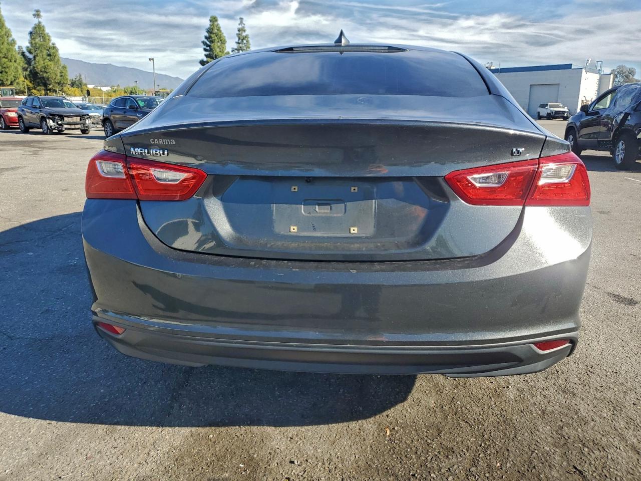 2018 CHEVROLET MALIBU LT photo 11