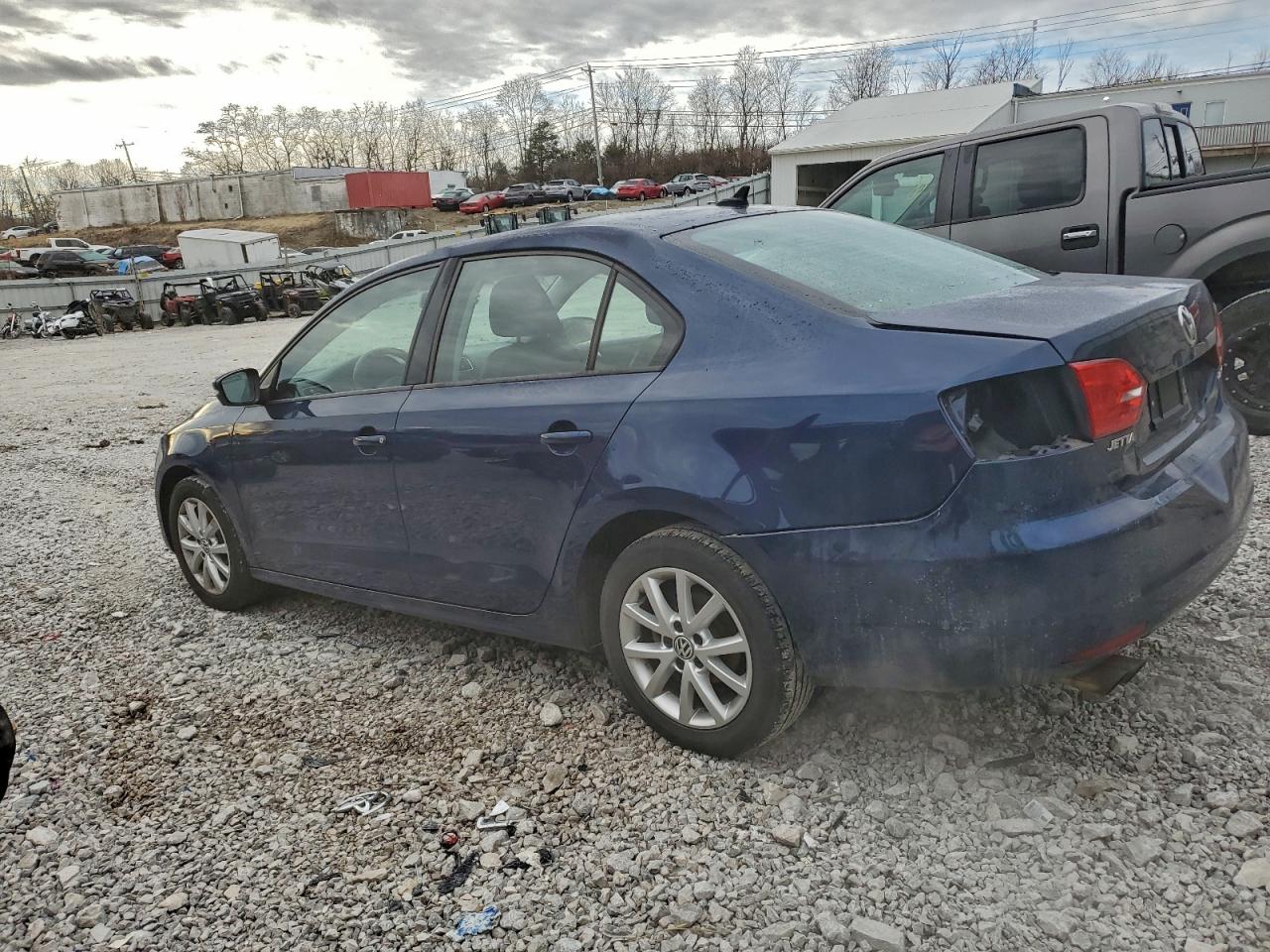 2012 VOLKSWAGEN JETTA SE photo 2