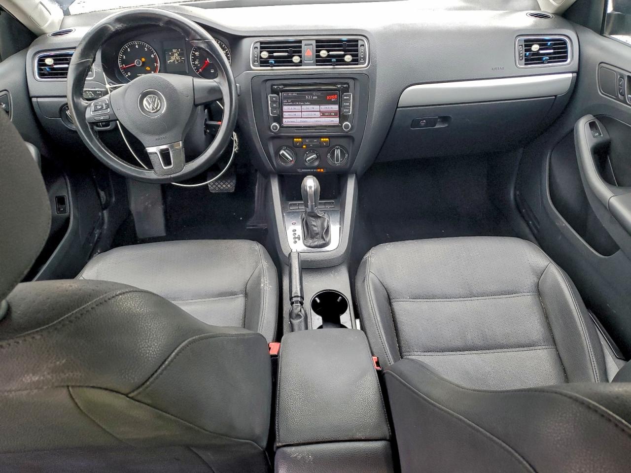 2012 VOLKSWAGEN JETTA SE photo 8