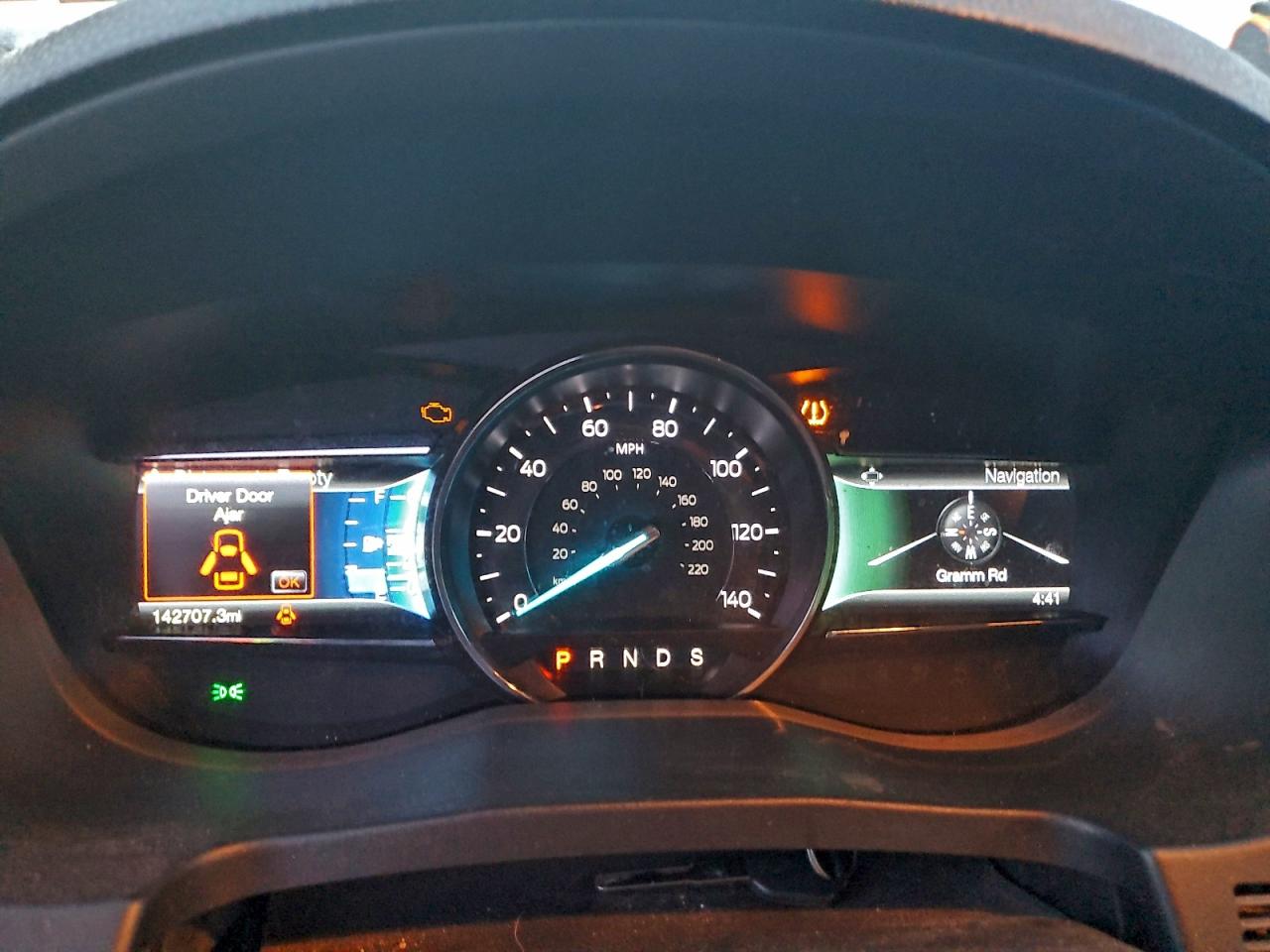 2016 FORD EXPLORER XLT photo 9