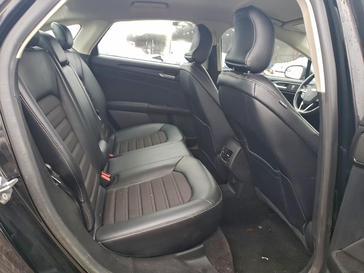 2018 FORD FUSION SE photo 10