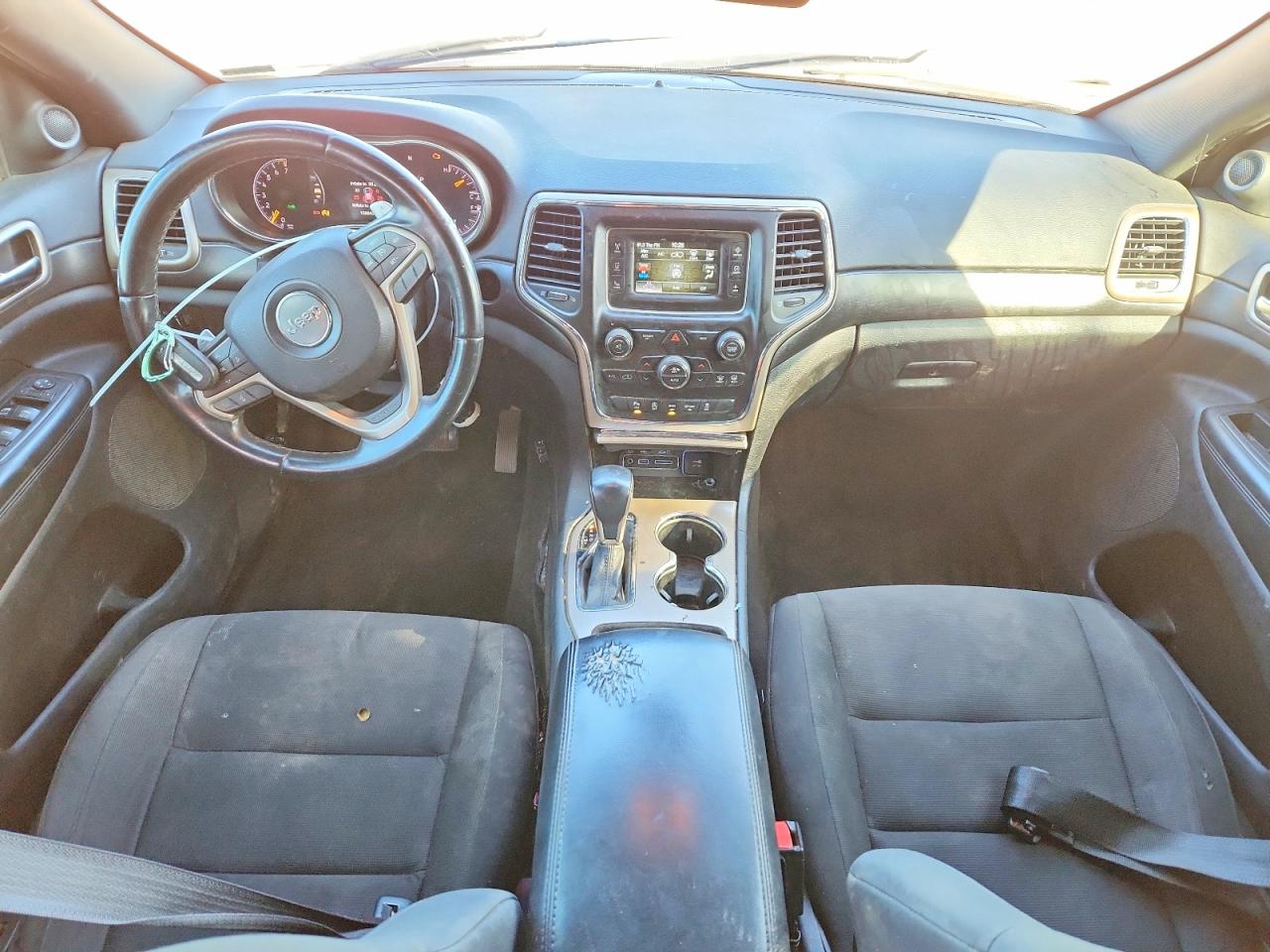 2016 JEEP GRAND CHEROKEE LAREDO photo 8