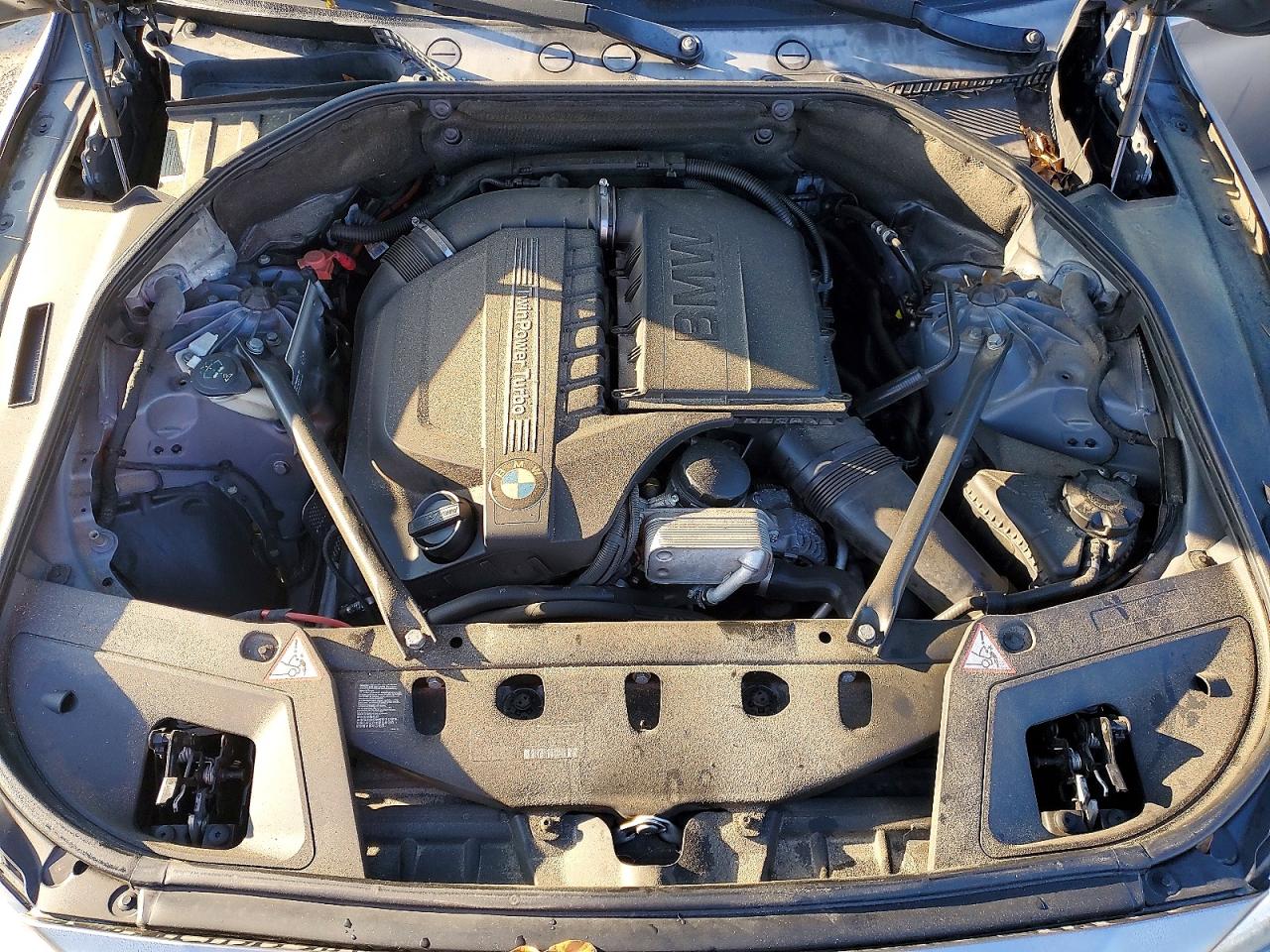 2014 BMW 535 IGT photo 41