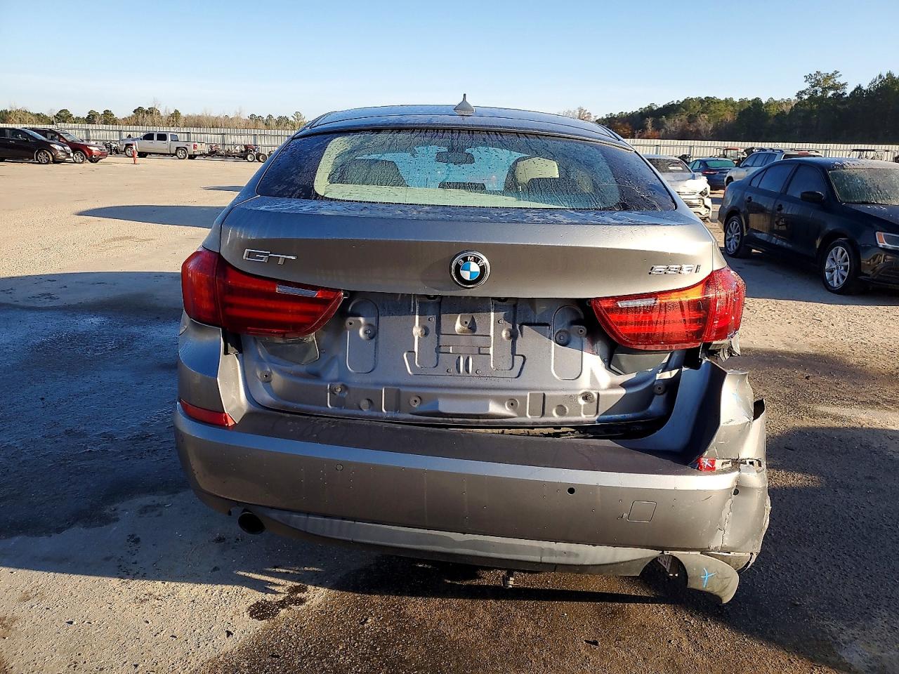 2014 BMW 535 IGT photo 21