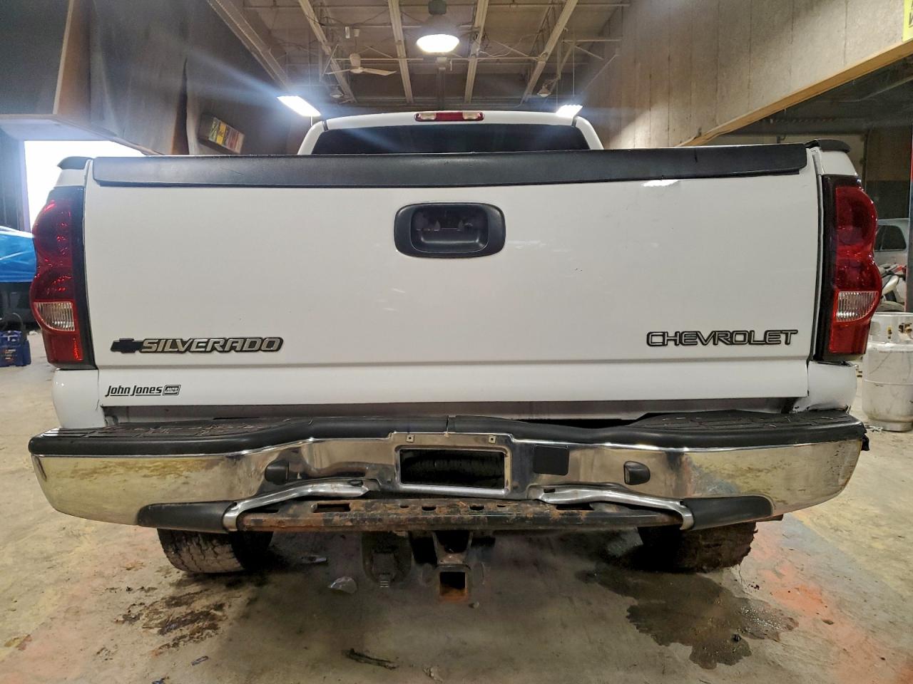 2004 CHEVROLET SILVERADO K2500 photo 6