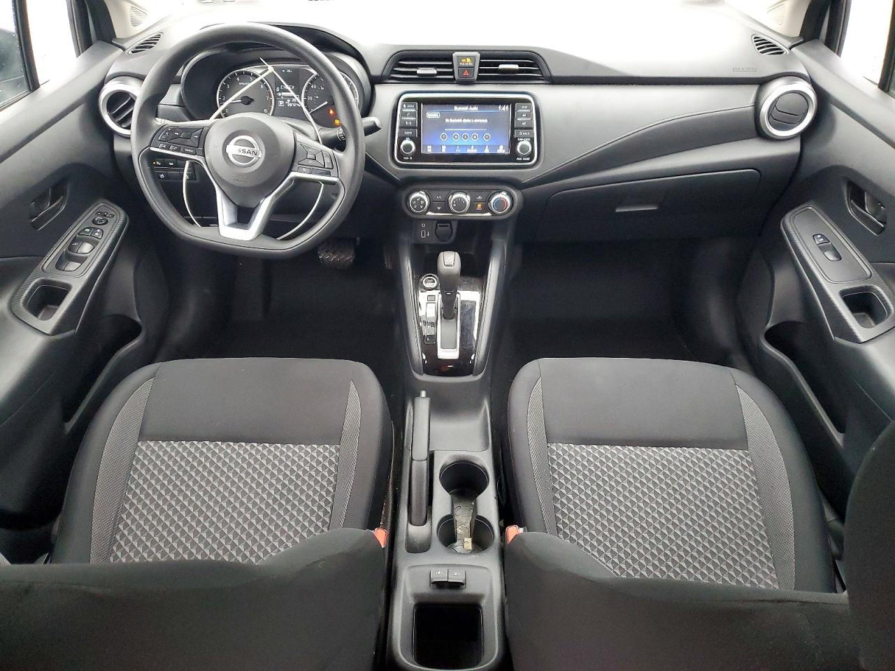 2020 NISSAN VERSA S photo 8