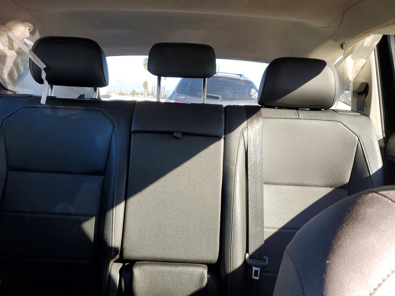 2020 VOLKSWAGEN TIGUAN SE photo 28