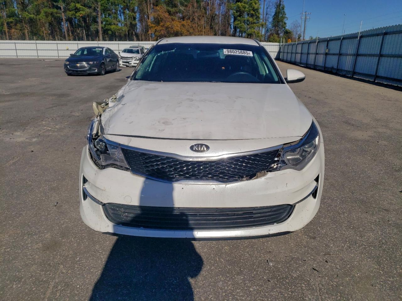 2017 KIA OPTIMA LX photo 5