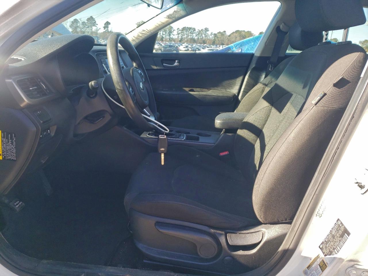 2017 KIA OPTIMA LX photo 7