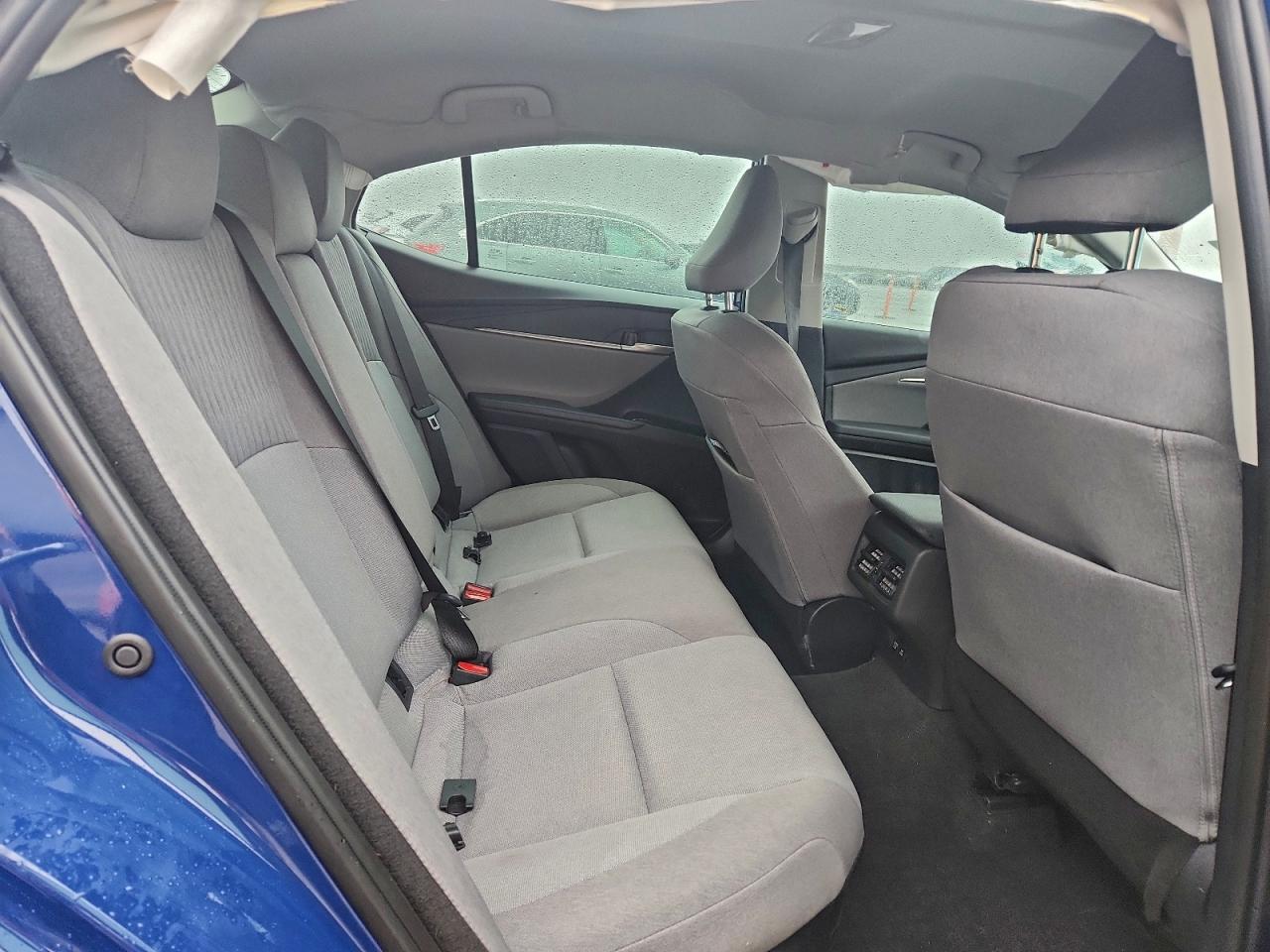 2025 TOYOTA CAMRY XSE photo 10