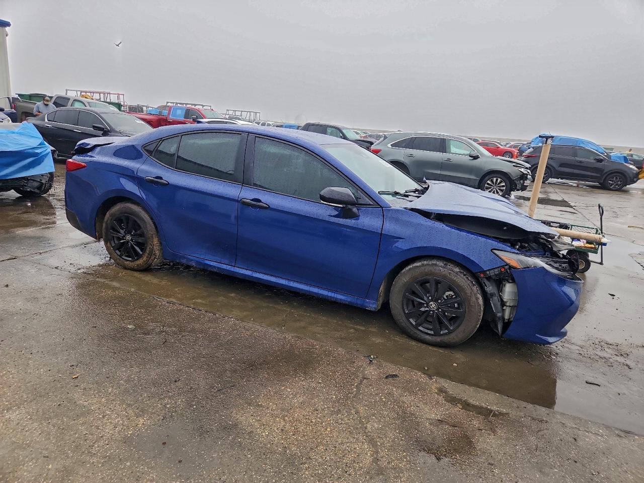 2025 TOYOTA CAMRY XSE photo 4