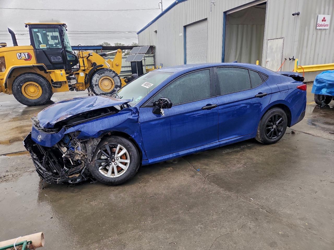 2025 TOYOTA CAMRY