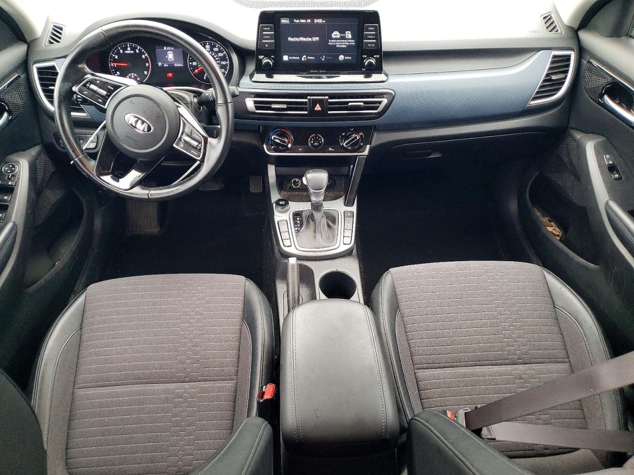 2021 KIA SELTOS S photo 8
