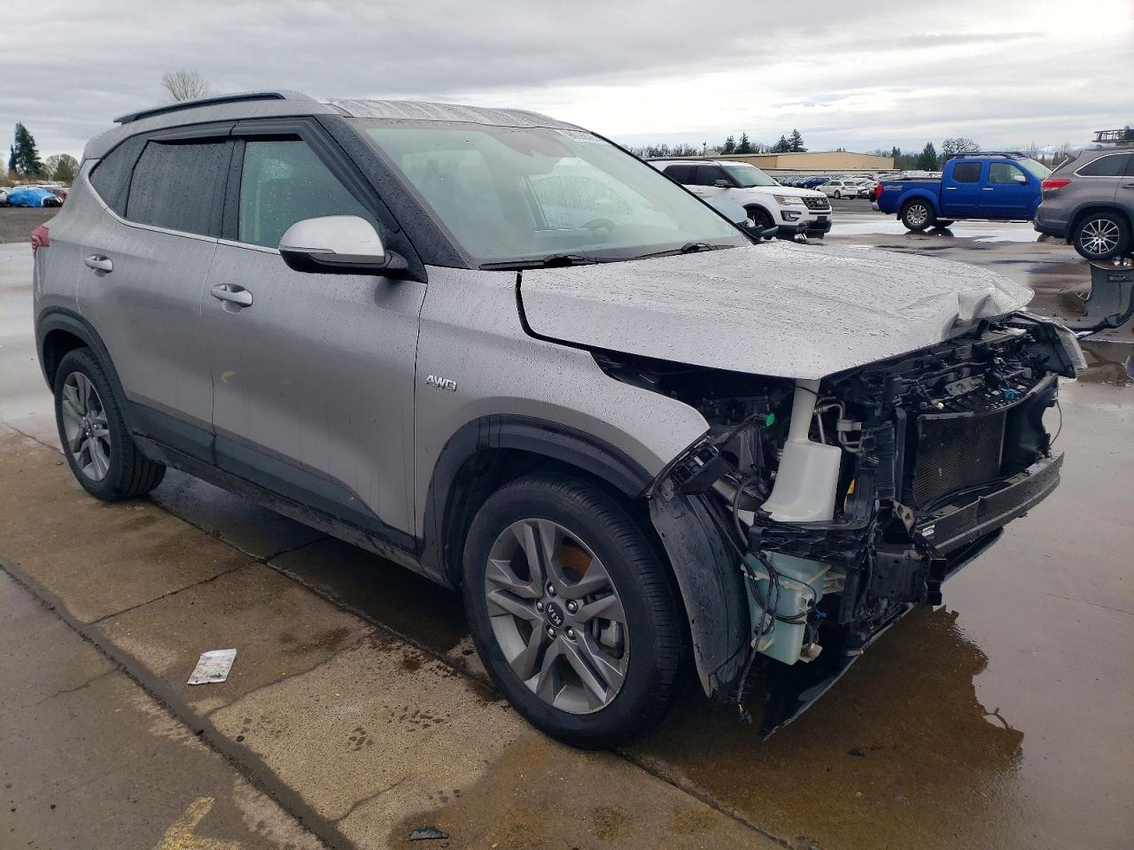 2021 KIA SELTOS S photo 4